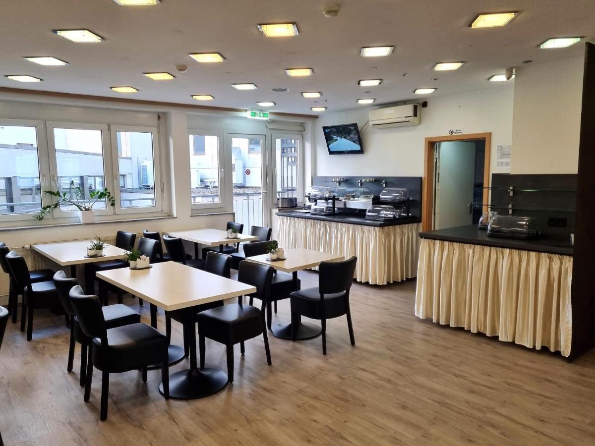 Adler Hotel Frankfurt Frankfurt am Main Bagian luar foto