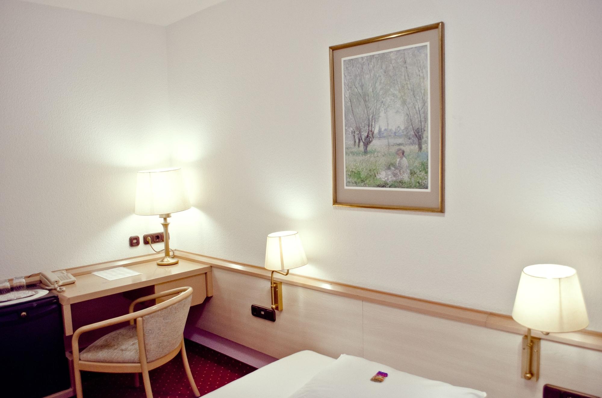 Adler Hotel Frankfurt Frankfurt am Main Bagian luar foto