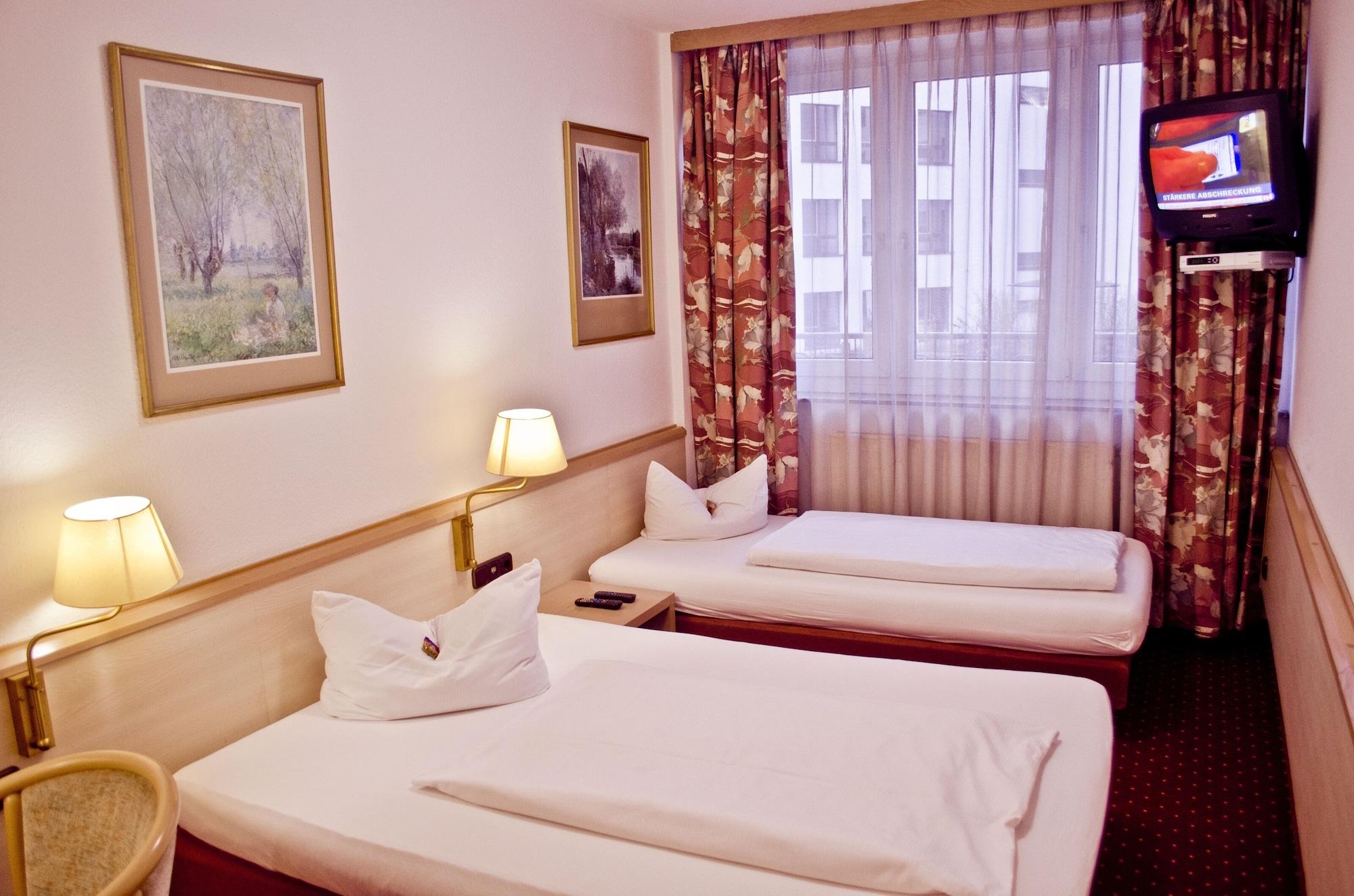 Adler Hotel Frankfurt Frankfurt am Main Bagian luar foto