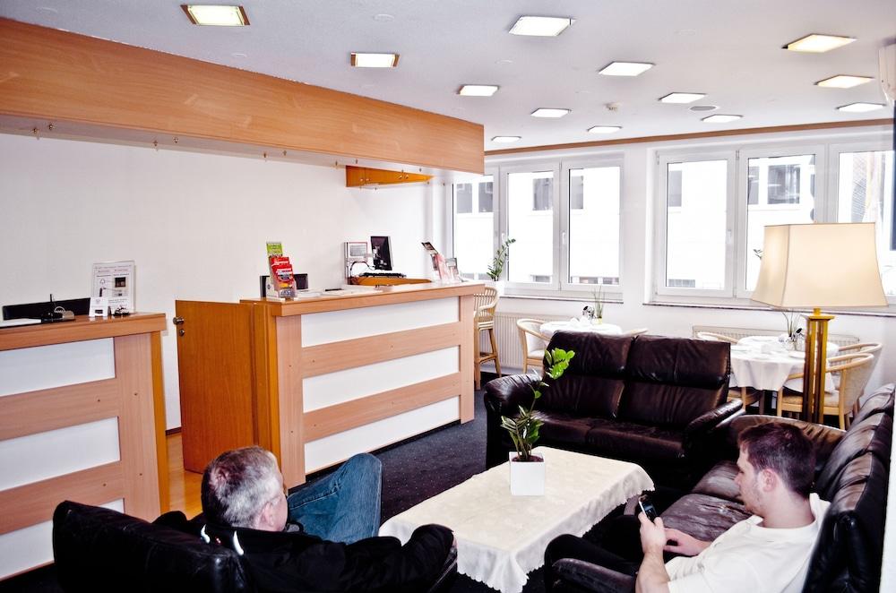 Adler Hotel Frankfurt Frankfurt am Main Bagian luar foto