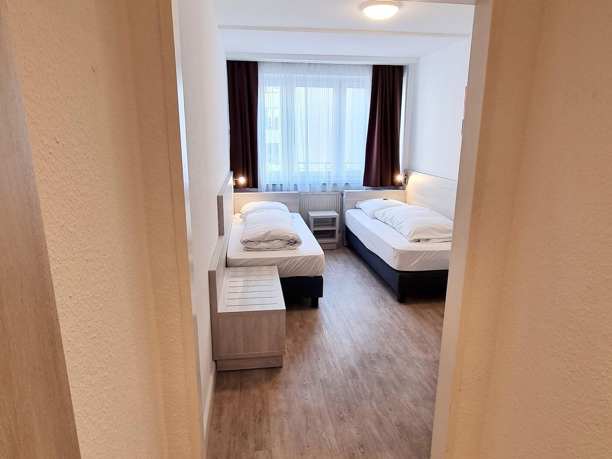 Adler Hotel Frankfurt Frankfurt am Main Bagian luar foto