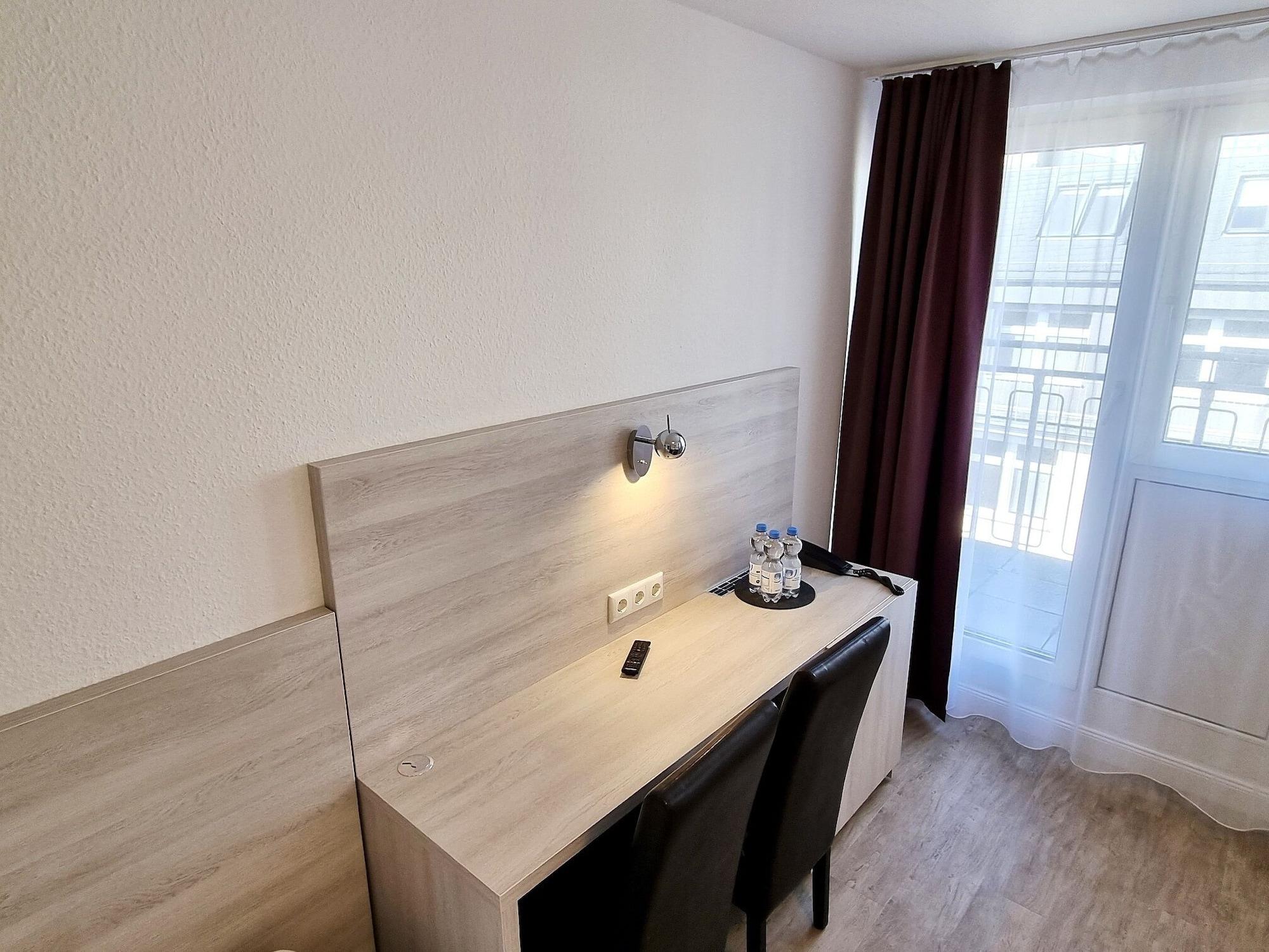 Adler Hotel Frankfurt Frankfurt am Main Bagian luar foto