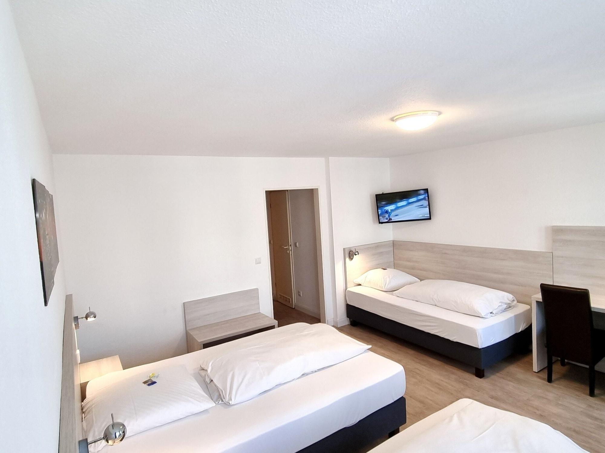 Adler Hotel Frankfurt Frankfurt am Main Bagian luar foto