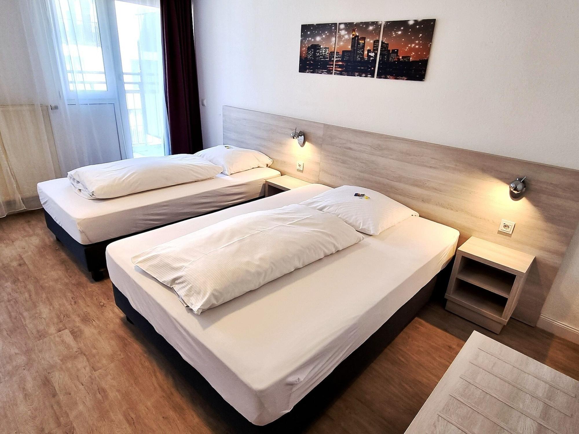 Adler Hotel Frankfurt Frankfurt am Main Bagian luar foto