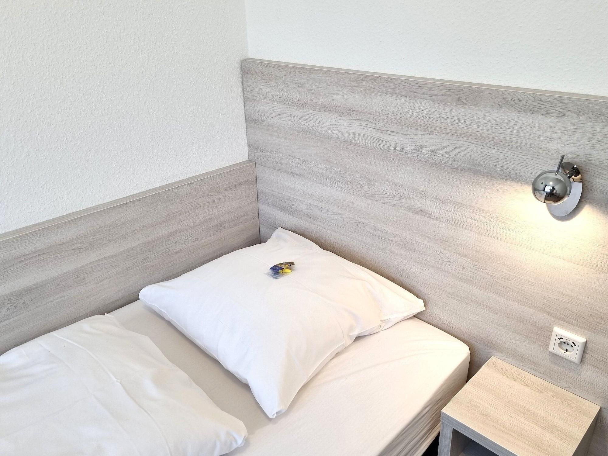 Adler Hotel Frankfurt Frankfurt am Main Bagian luar foto