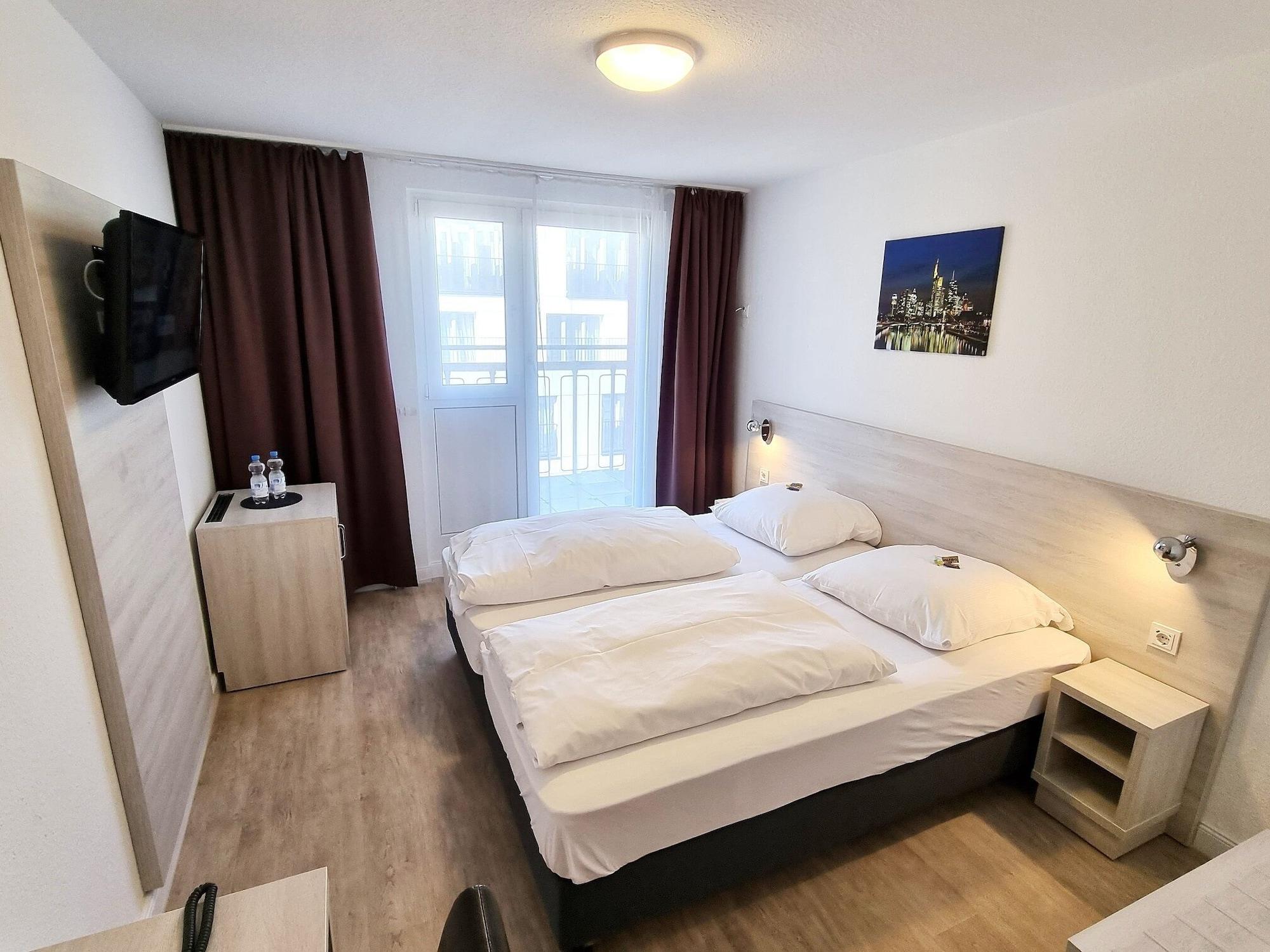 Adler Hotel Frankfurt Frankfurt am Main Bagian luar foto